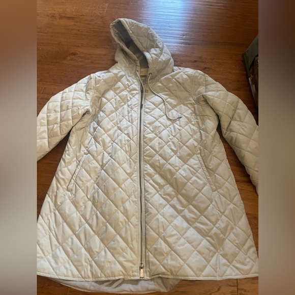 evy's tree Jackets & Blazers - Evy’s Tree The Sydney Quilted 3/4 Length Silver Coat